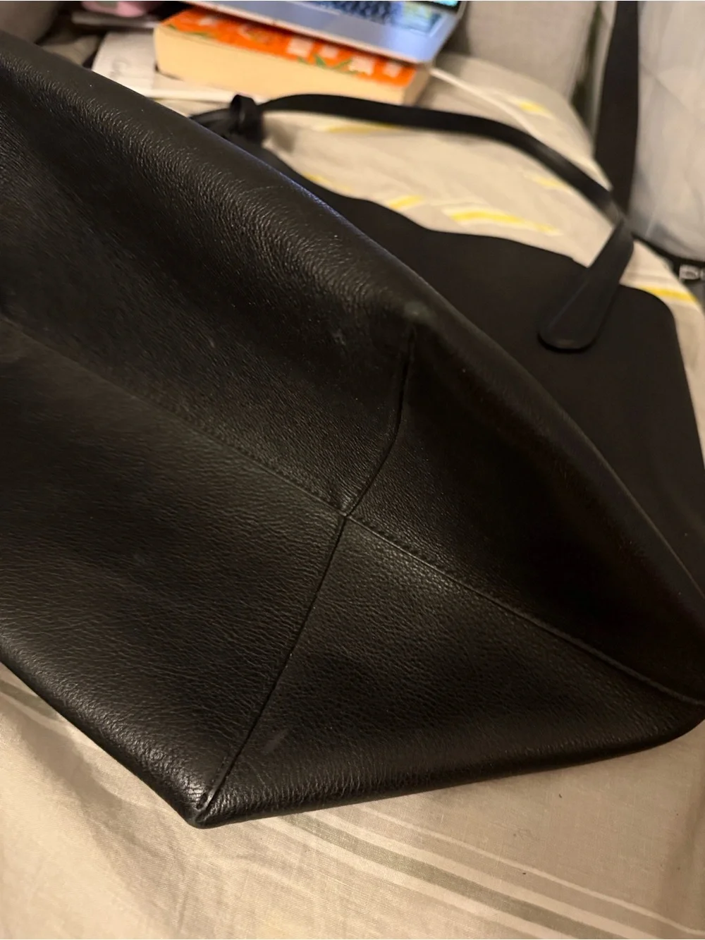 Mansur Gavriel Everyday Soft Leather Tote in BLACK - Picture 5 of 8